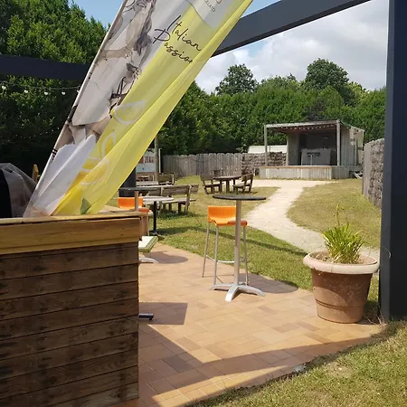 Campsite Mobilhome 6 Places Dans 4* Finistere Sud